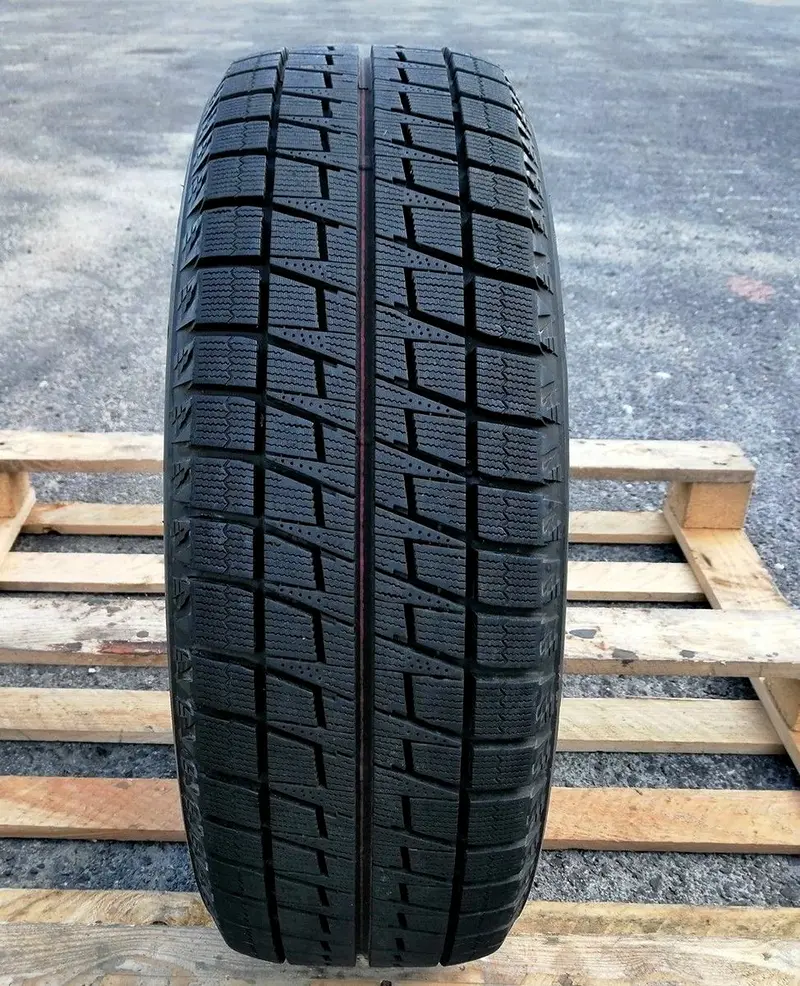 Б/у шина 215/60 R16 Bridgestone ICE Partner