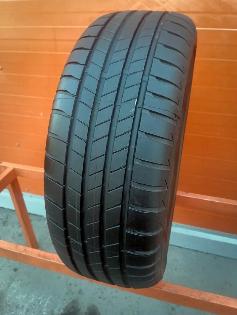 Б/у шина 215/60 R16 Bridgestone Turanza T005
