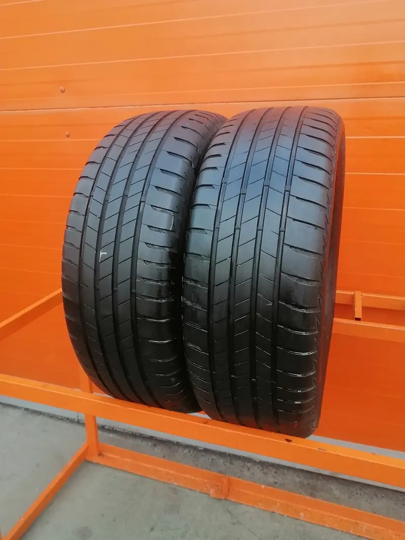 Пара б/у шин 215/60 R16 Bridgestone Turanza T005