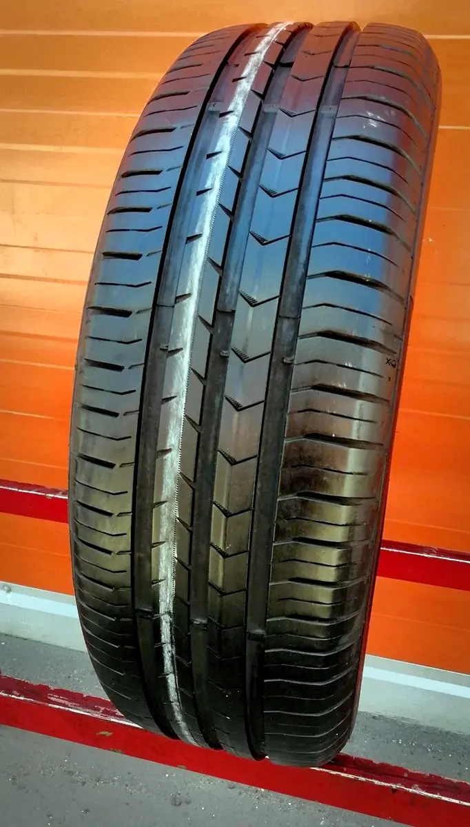 Б/у шина 215/60 R16 Continental ContiPremiumContact 5
