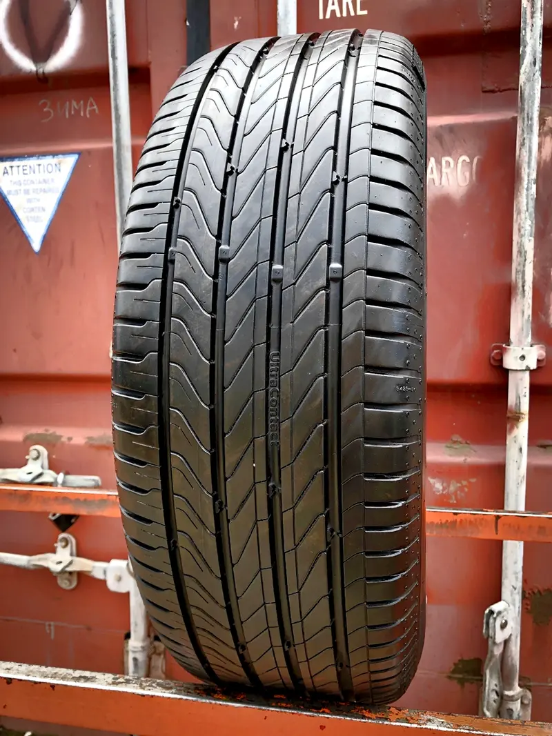 Б/у шина 215/60 R16 Continental UltraContact, фото 1