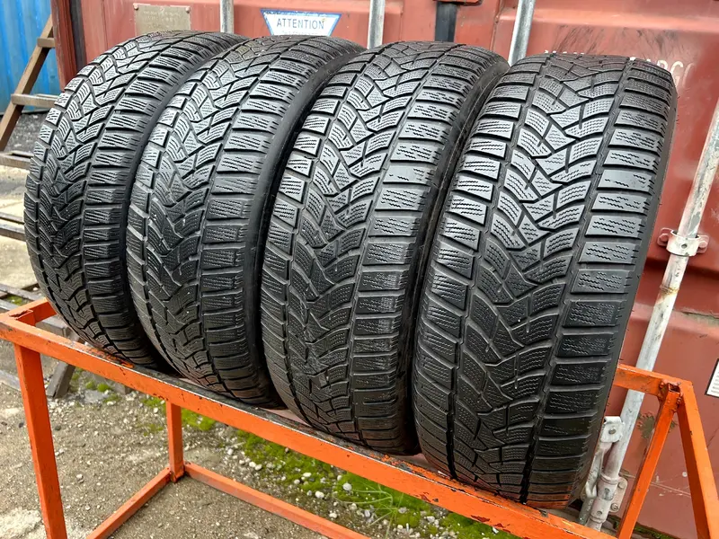 Комплект б/у шин 215/60 R16 Dunlop Winter Sport 5