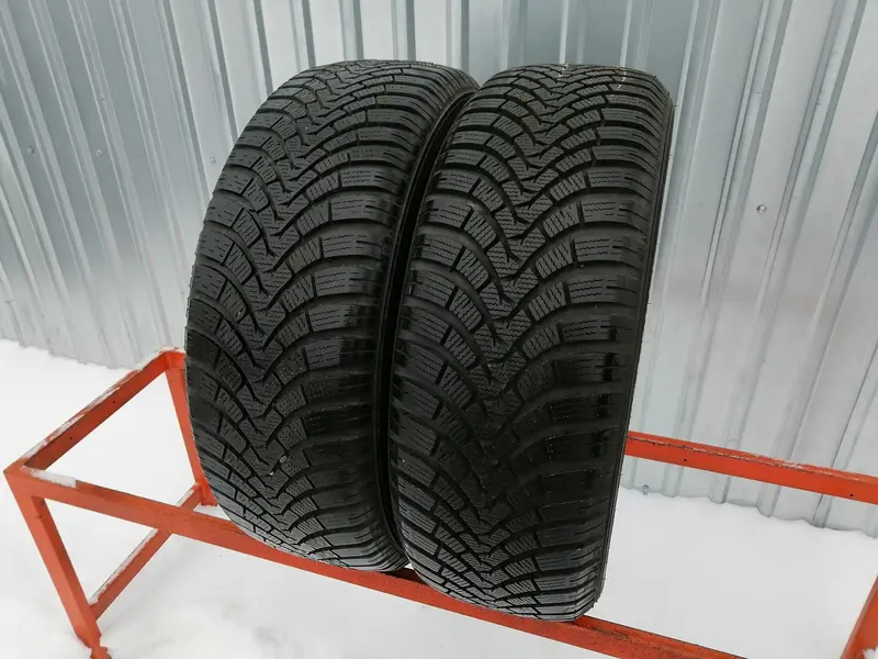 Пара б/у шин 215/60 R16 Falken Eurowinter HS01