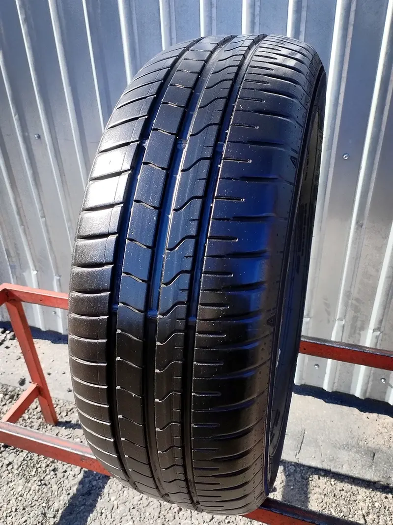 Б/у шина 215/60 R16 Falken Ziex ZE310A