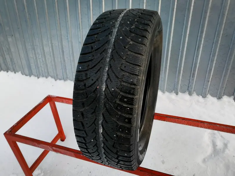 Б/у шина 215/60 R16 Formula Ice