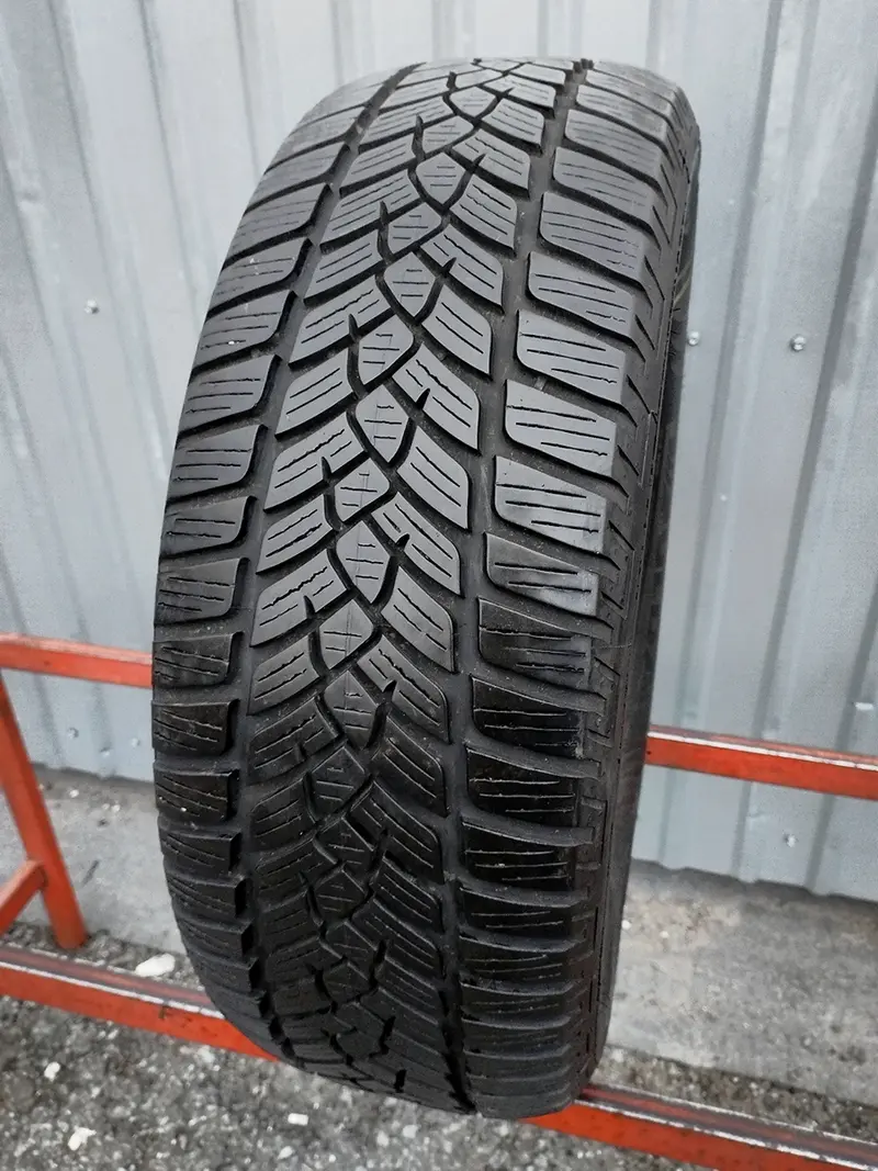 Б/у шина 215/60 R16 Fulda Kristall Control HP2