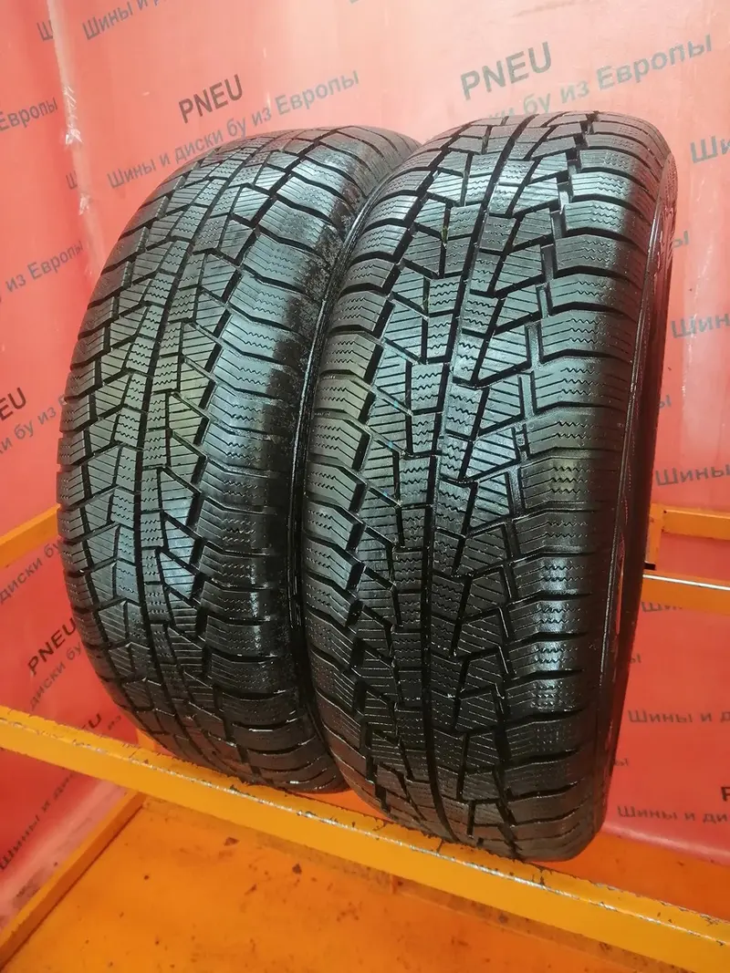 Пара б/у шин 215/60 R16 Gislaved Euro Frost 6