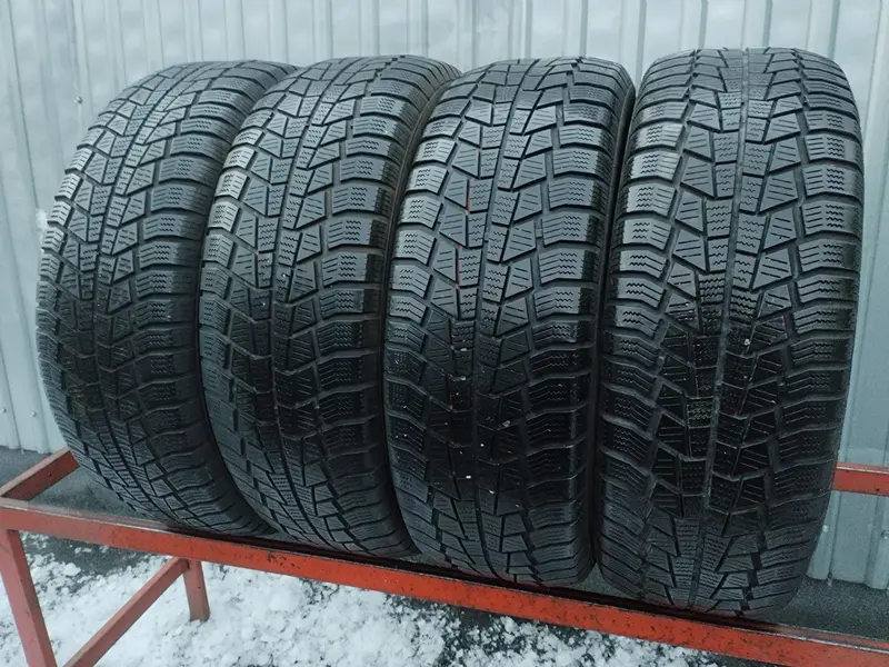Комплект б/у шин 215/60 R16 Gislaved Euro Frost 6, фото 1