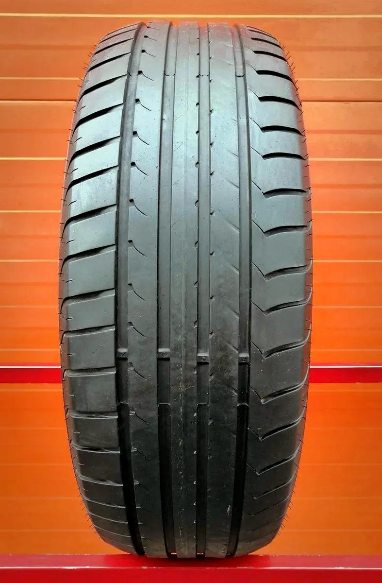 Б/у шина 215/60 R16 Goodyear EfficientGrip
