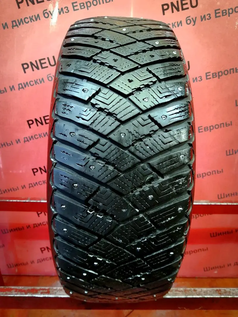 Б/у шина 215/60 R16 Goodyear Ultra Grip Ice Arctic
