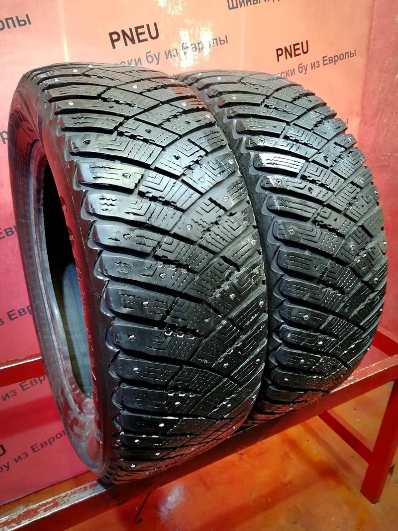 Пара б/у шин 215/60 R16 Goodyear Ultra Grip Ice Arctic