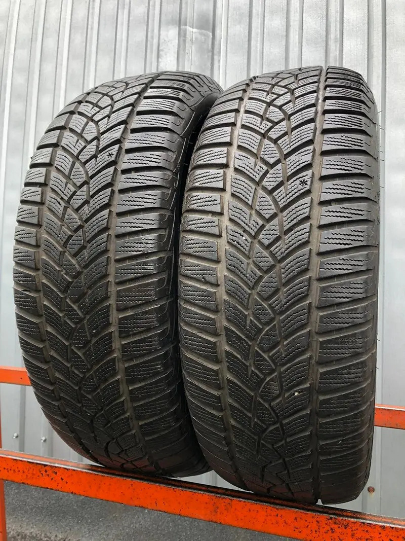 Пара б/у шин 215/60 R16 Goodyear Ultra Grip Perfomance GEN-1