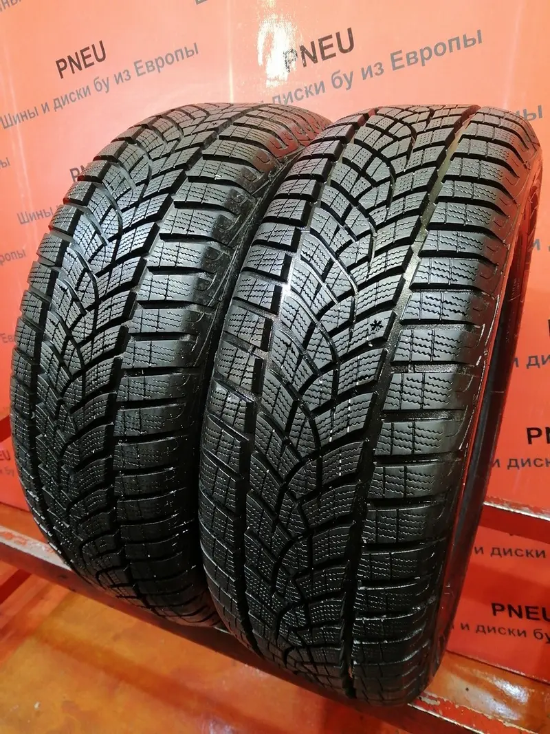 Пара б/у шин 215/60 R16 Goodyear Ultra Grip Performance +