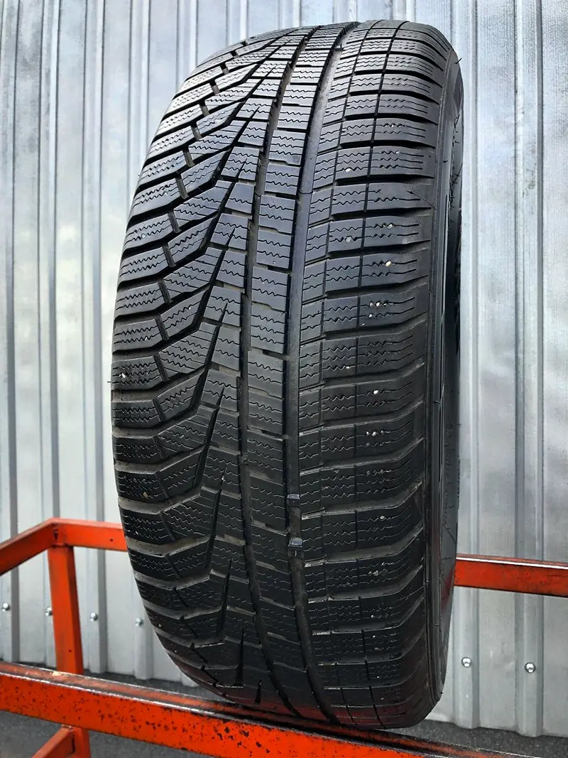Б/у шина 215/60 R16 Hankook Winter I Cept Evo2 W320