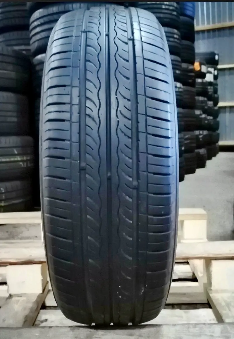Б/у шина 215/60 R16 Kumho Solus KH 15
