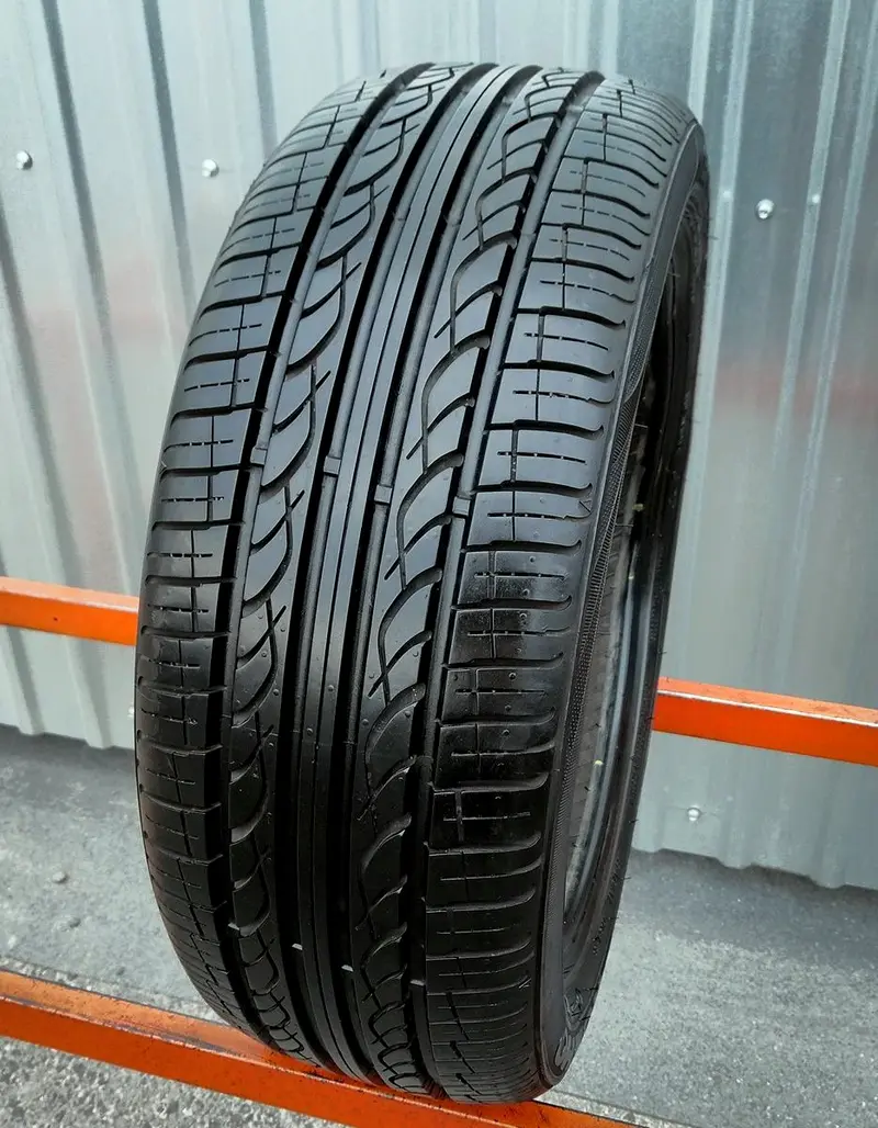 Б/у шина 215/60 R16 Kumho Solus KH 15, фото 1