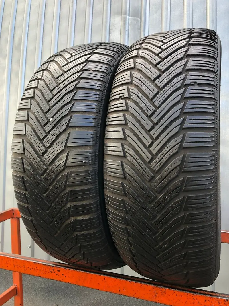 Пара б/у шин 215/60 R16 Michelin Alpin 6