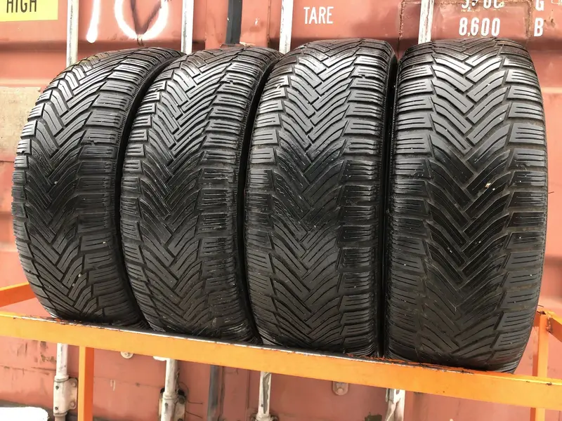 Комплект б/у шин 215/60 R16 Michelin Alpin 6