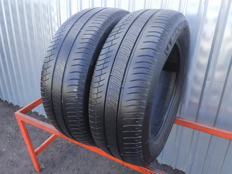 Пара б/у шин 215/60 R16 Michelin Energy E3A, фото 1