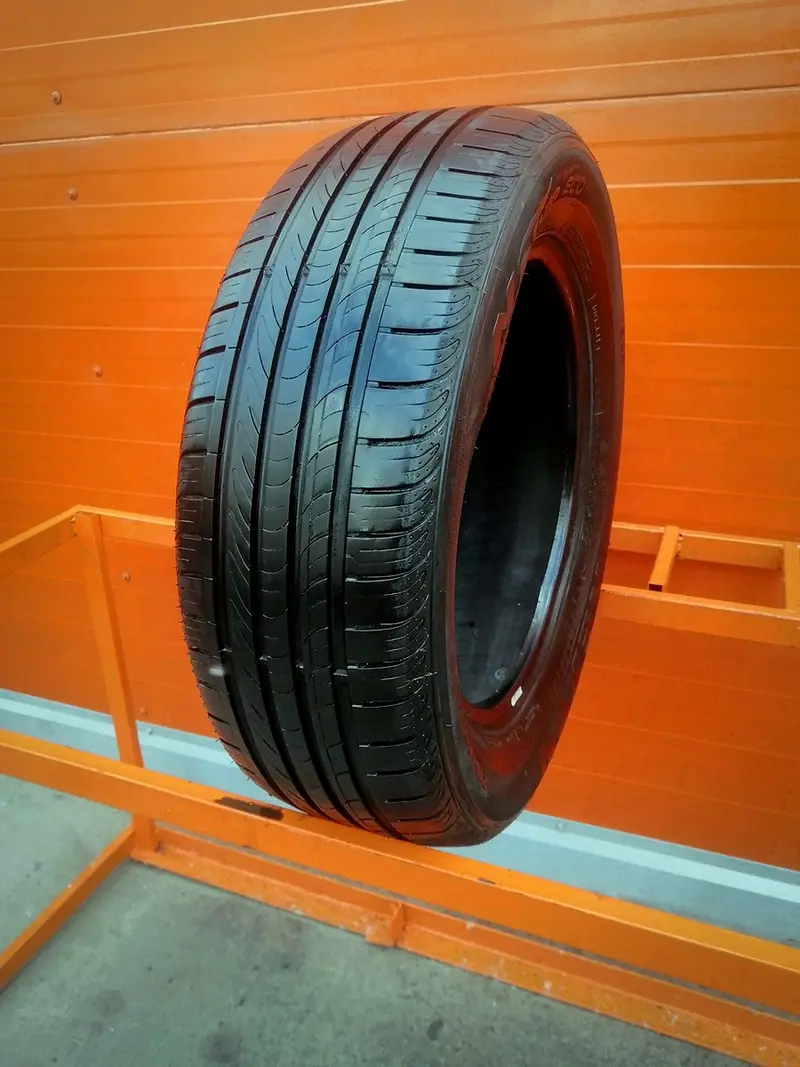 Б/у шина 215/60 R16 Nexen nBlue Eco SH01