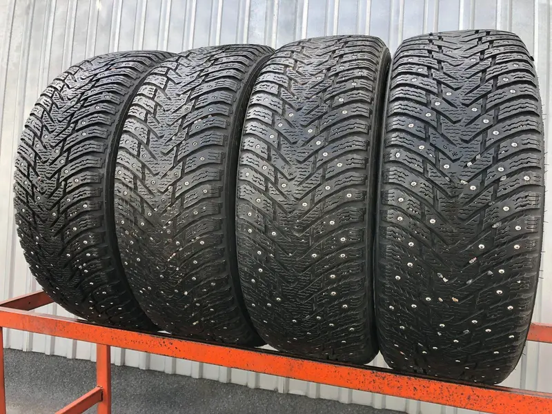 Комплект б/у шин 215/60 R16 Nokian Hakkapeliitta 8