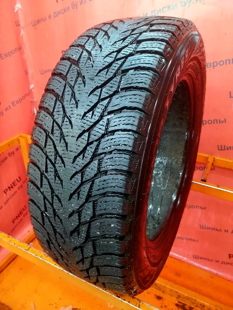 Б/у шина 215/60 R16 Nokian Hakkapeliitta R