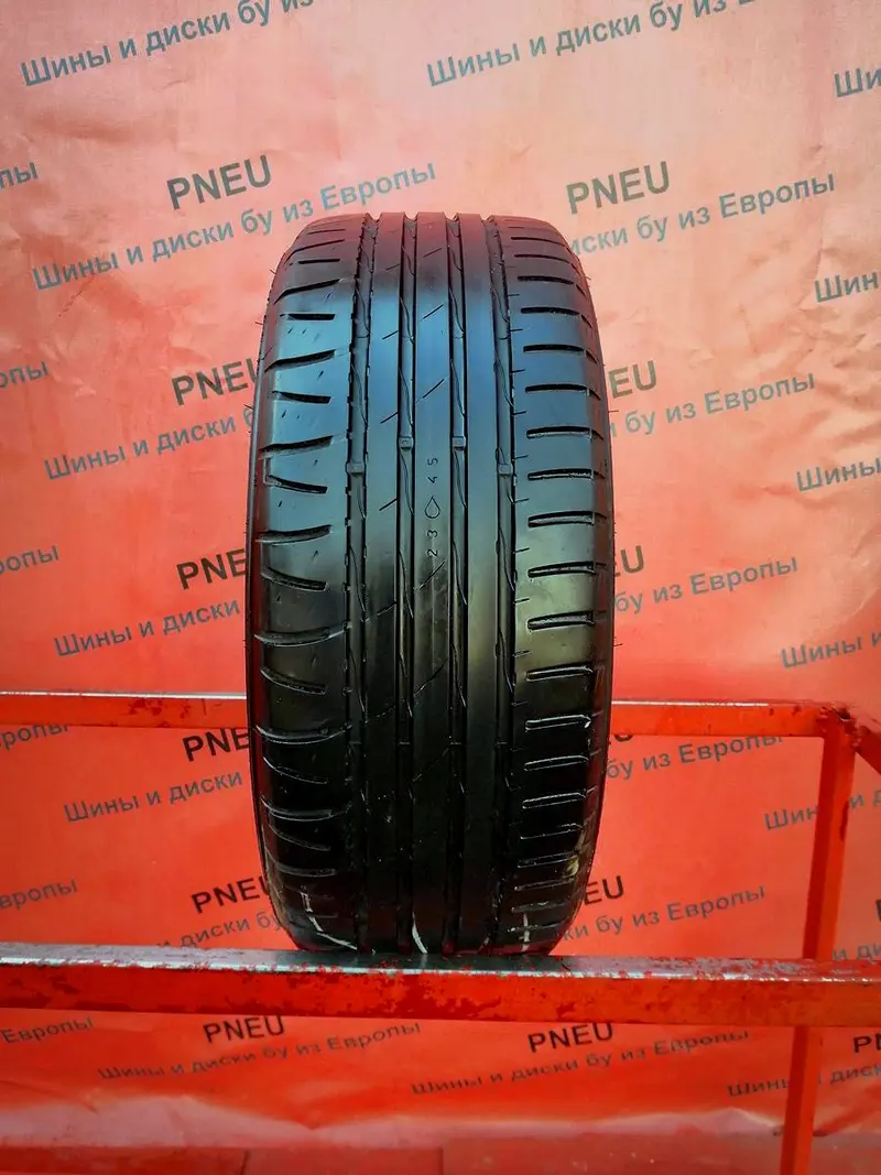 Б/у шина 215/60 R16 Nokian V
