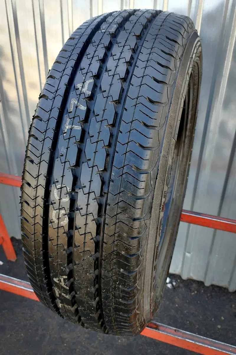 Б/у шина 215/60 R16C Pirelli Chrono, фото 1
