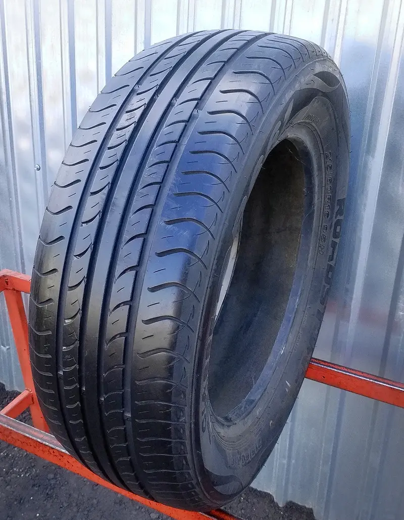 Б/у шина 215/60 R16 Roadstone Classe Premiere CP 661