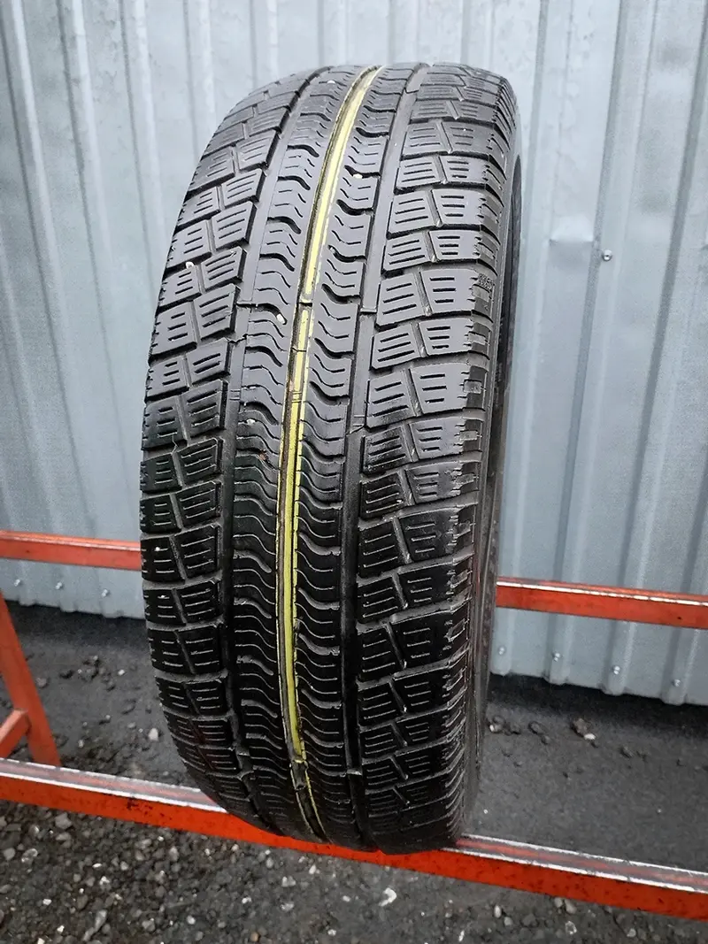 Б/у шина 215/60 R16 Uniroyal Tiger Paw