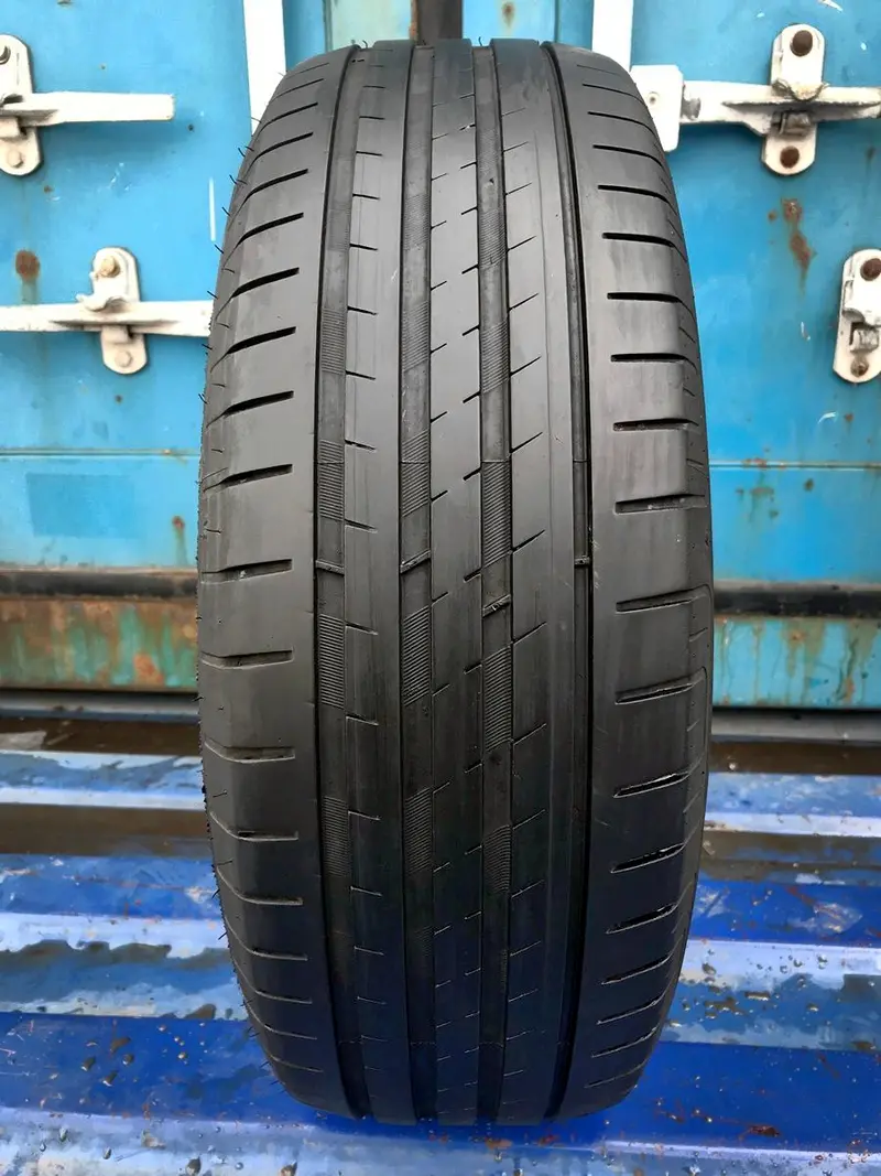 Б/у шина 215/60 R16 Vredestein Sportrac 5