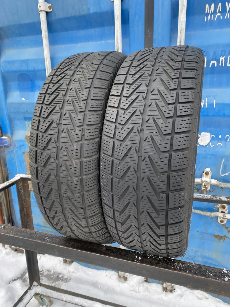 Пара б/у шин 215/60 R16 Vredestein Wintrac Xtreme