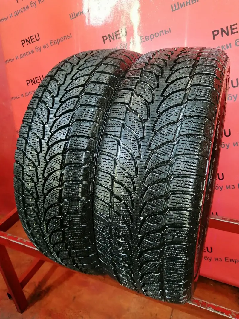 Пара б/у шин 215/60 R17 Bridgestone Blizzak LM-80 EVO