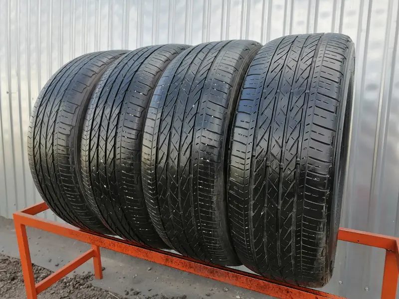 Комплект б/у шин 215/60 R17 Bridgestone Dueler H/P Sport All Season