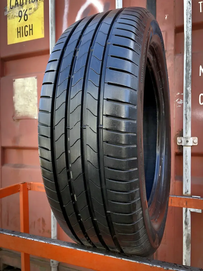 Б/у шина 215/60 R17 Bridgestone Turanza 6, фото 1