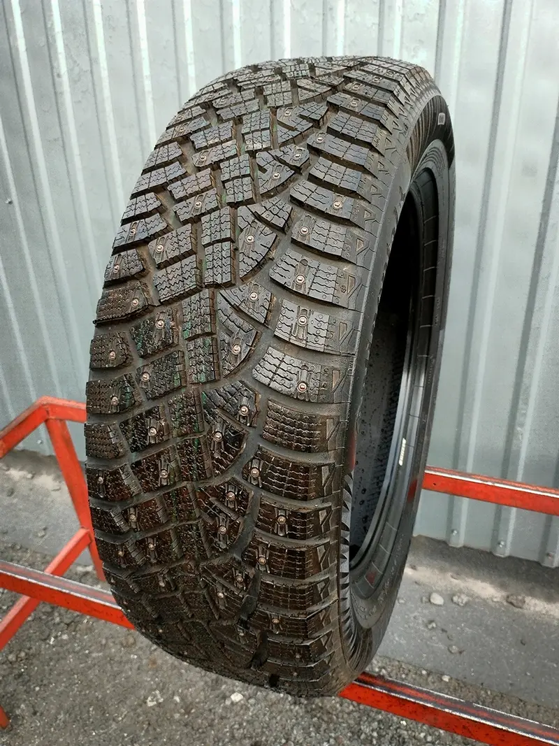 Б/у шина 215/60 R17 Continental IceContact 2