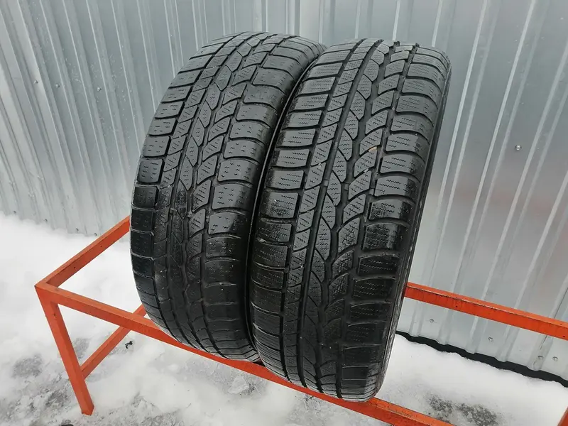 Пара б/у шин 215/60 R17C Continental VancoWinterContact