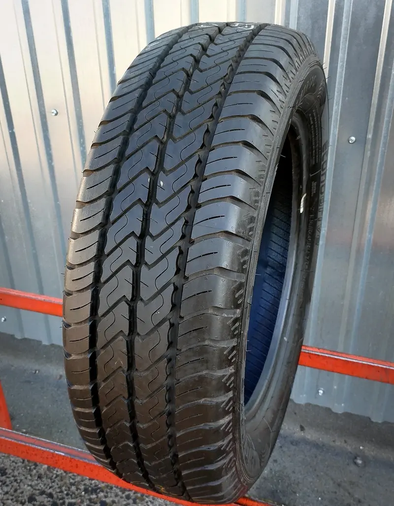 Б/у шина 215/60 R17C Dunlop Econodrive