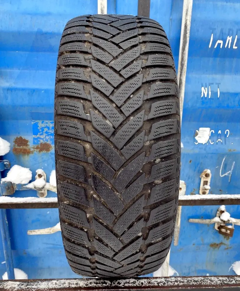 Б/у шина 215/60 R17 Dunlop SP Winter Sport M3