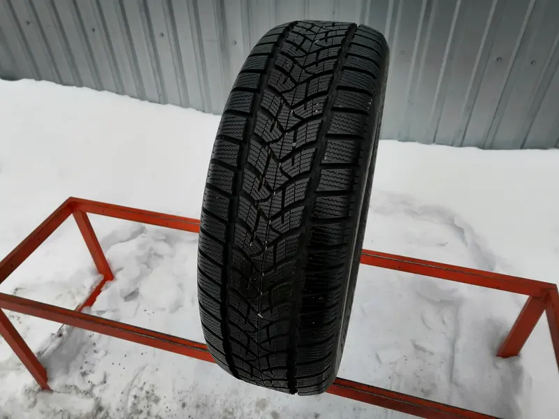 Б/у шина 215/60 R17 Dunlop Winter Sport 5 SUV