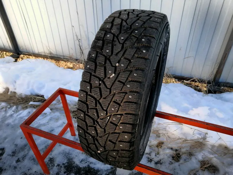 Б/у шина 215/60 R17 Falken Espia ice