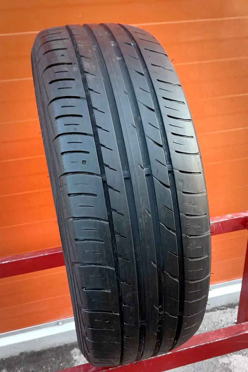 Б/у шина 215/60 R17 Falken Ziex ZE-914