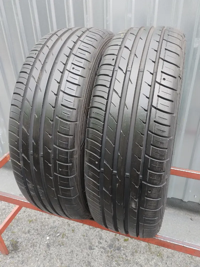 Пара б/у шин 215/60 R17 Falken Ziex ZE-914