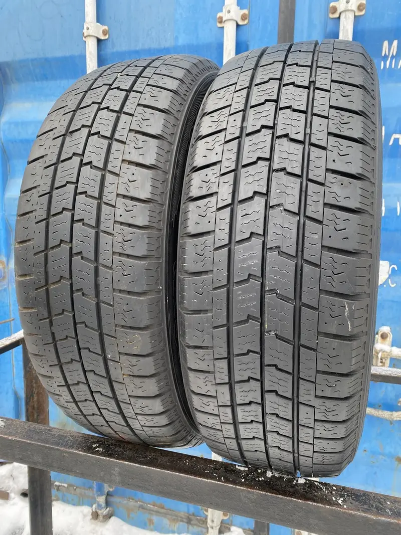 Пара б/у шин 215/60 R17C Goodyear Cargo Ultra Grip 2, фото 1