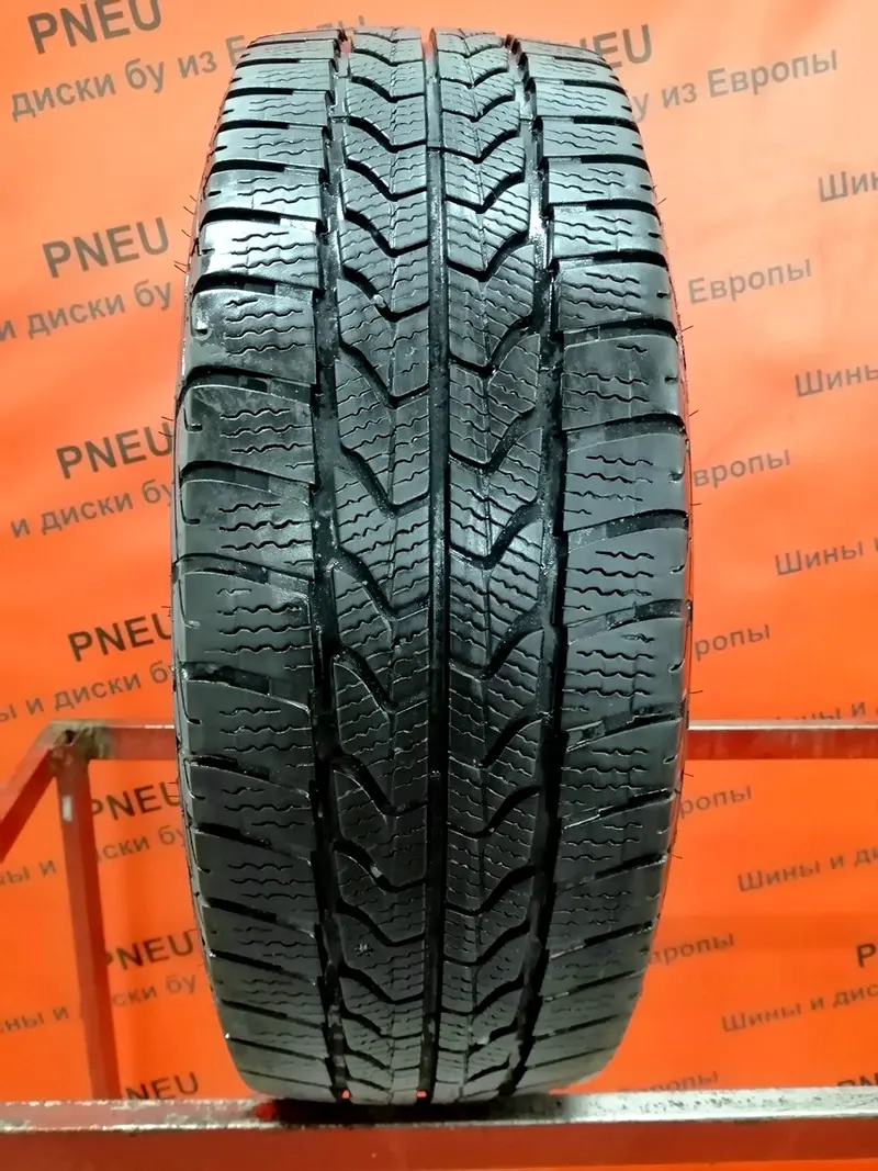 Б/у шина 215/60 R17C Goodyear UltraGrip Cargo