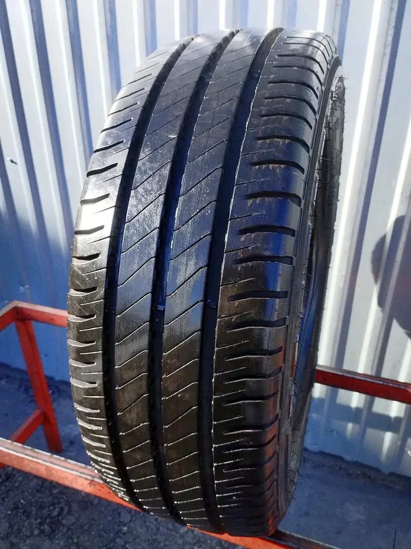 Б/у шина 215/60 R17C Michelin Agilis 3