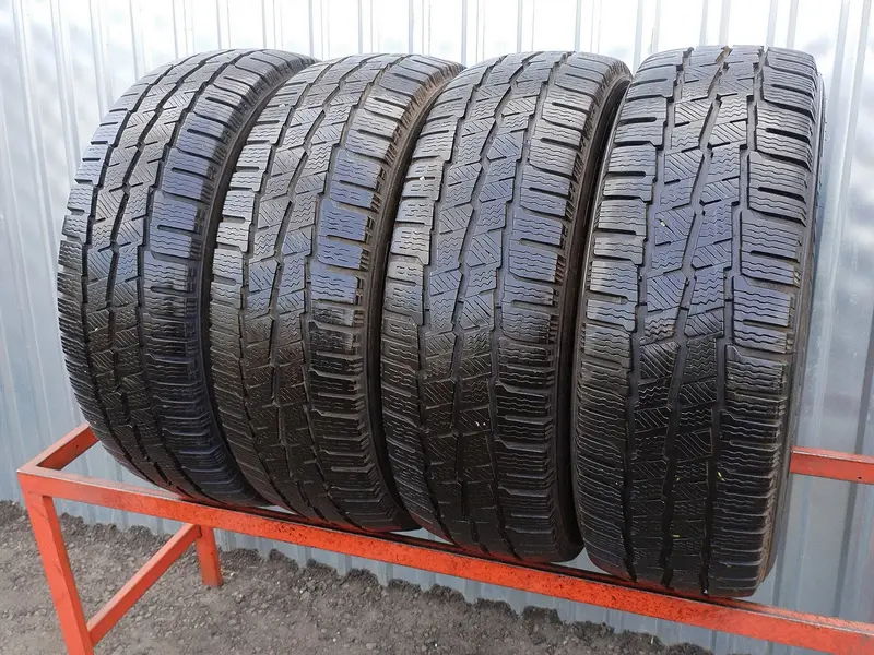 Комплект б/у шин 215/60 R17C Michelin Agilis Alpin