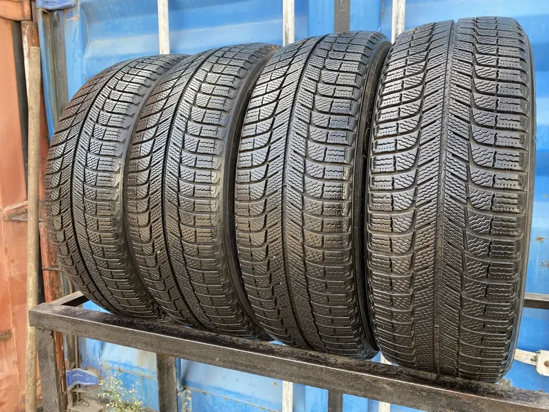 Комплект б/у шин 215/60 R17 Michelin X-Ice 3