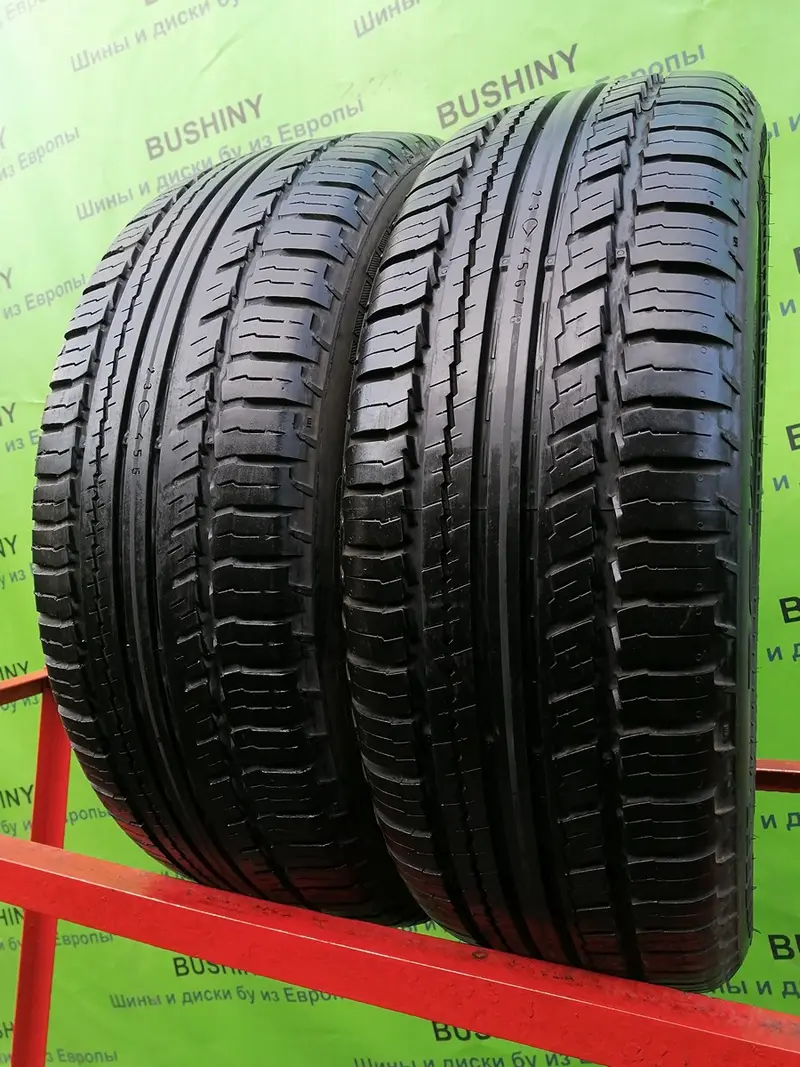 Пара б/у шин 215/60 R17C Nokian Hakka C Van