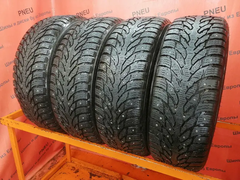 Комплект б/у шин 215/60 R17 Nokian Hakkapeliitta 9